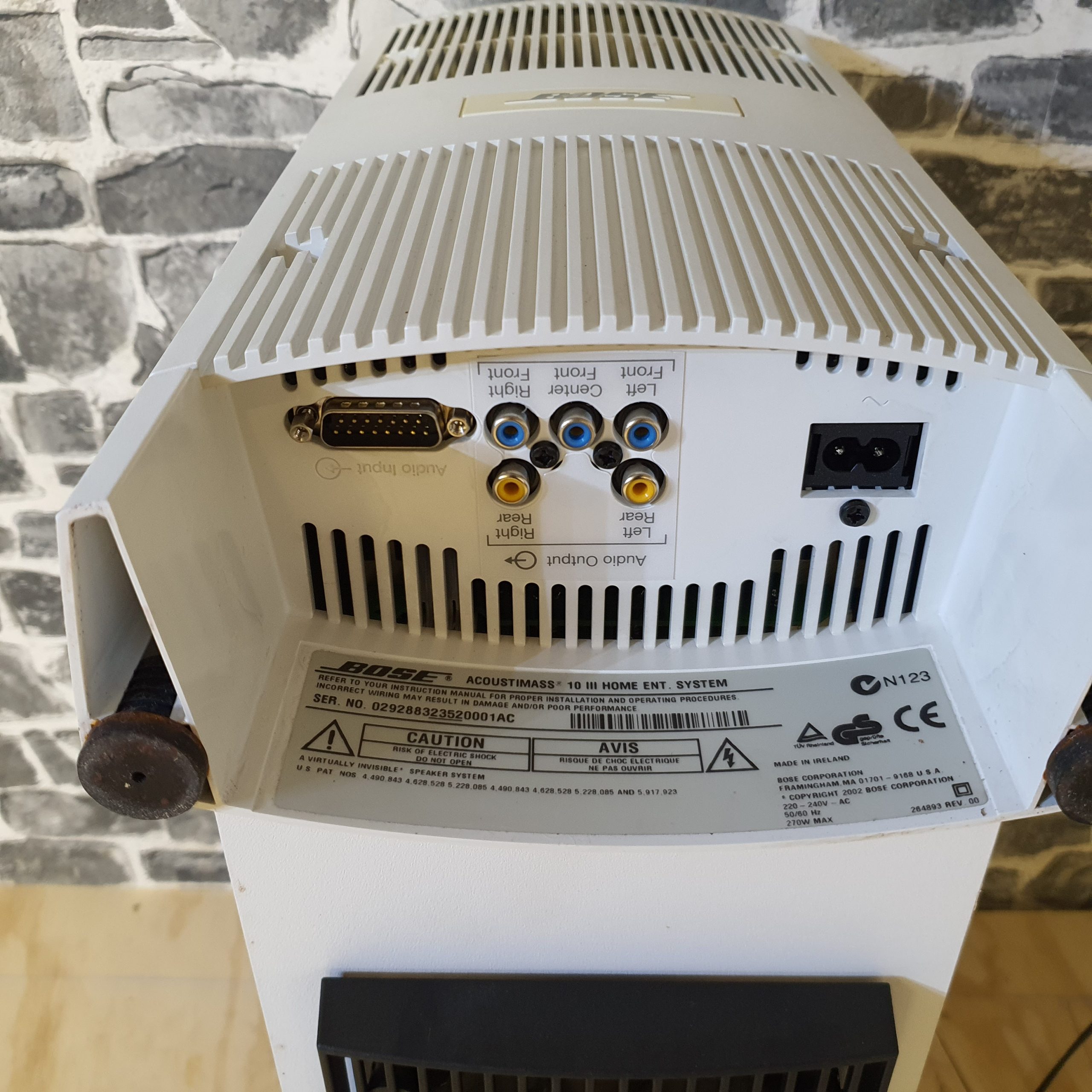 Bose ACOUSTIMASS 10 Home Cinema Speaker System - White Reloved